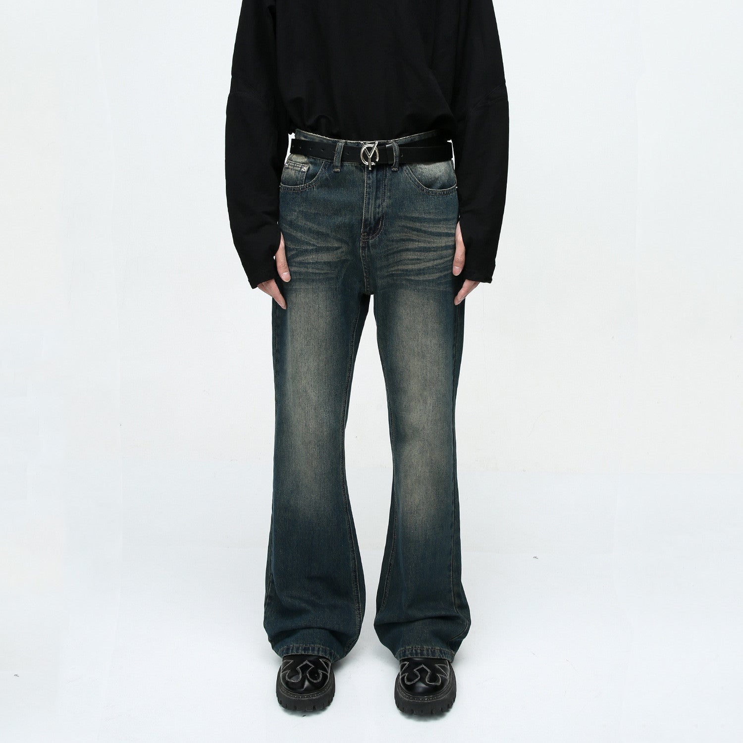 Retro Washed Distressed Flared Jeans for Autumn Style